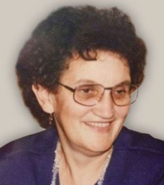 MarieReine Tremblay Avis de décès Maison funéraire Hébert & fils